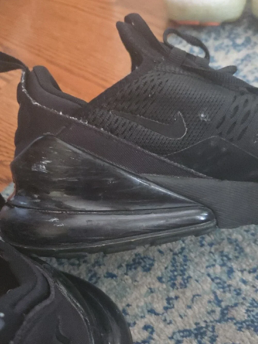 Nike Men’s Black Mesh Athletic Sneakers